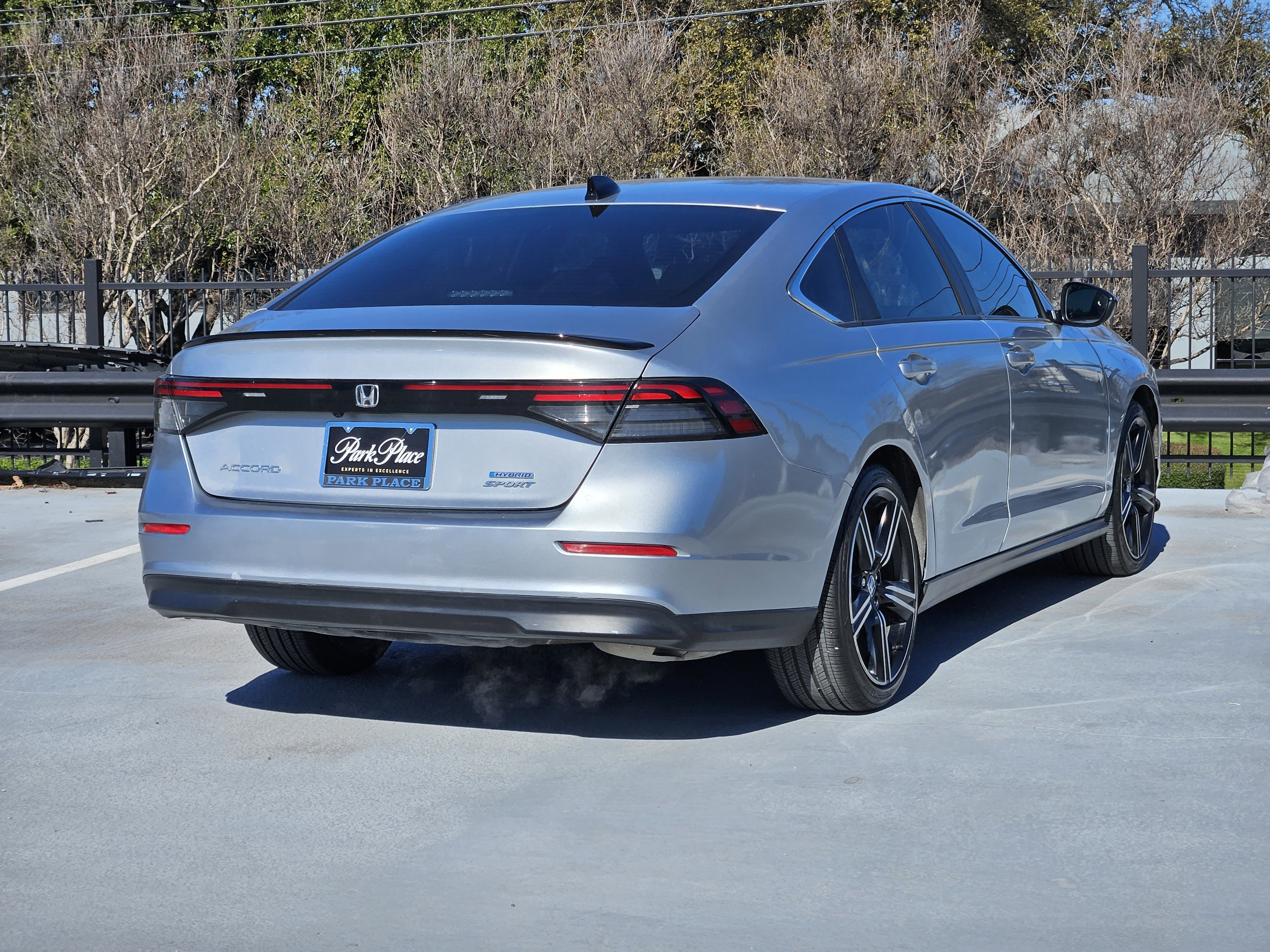 Used 2024 Honda Accord Sport image 9