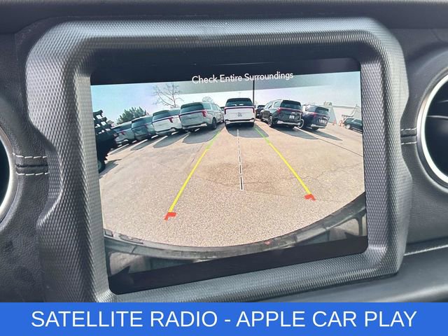 Used 2023 Jeep Wrangler Unlimited Sahara w/ Cold Weather Group image 4