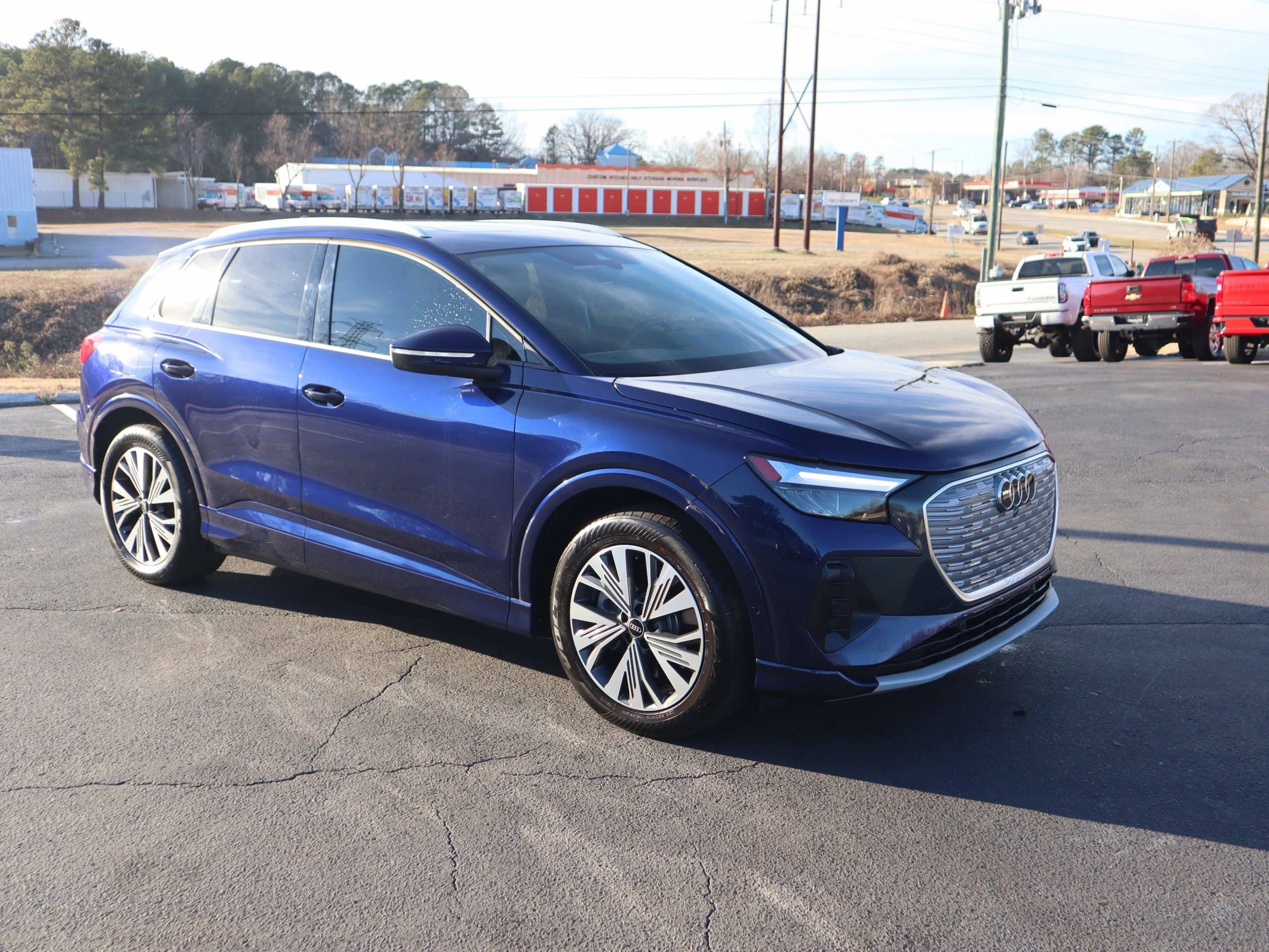 Used 2023 Audi Q4 e-tron Premium Plus w/ Premium Plus image 15