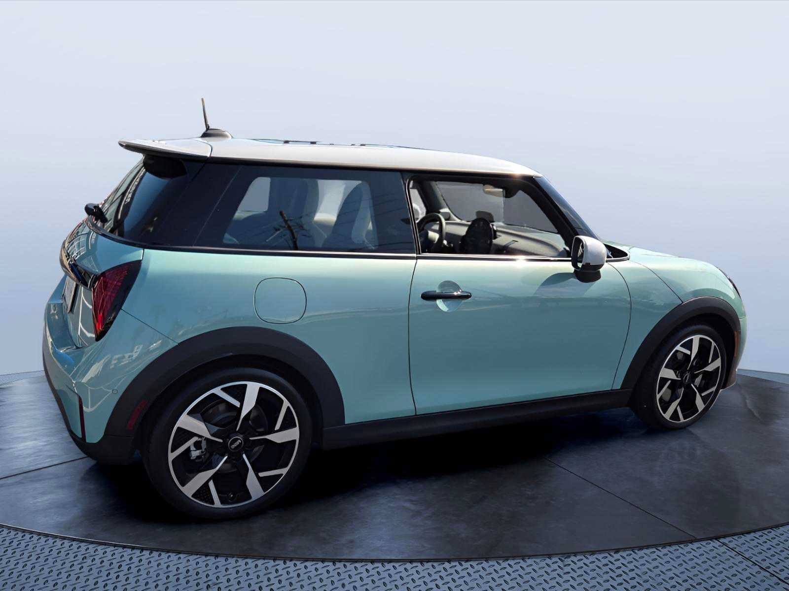 Used 2026 MINI Cooper S FWD image 3