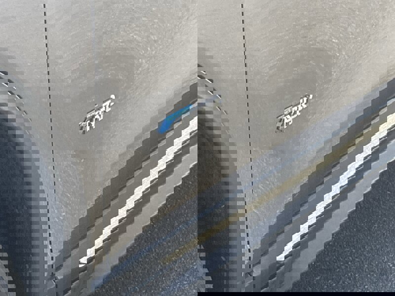 Used 2017 Nissan Rogue SL image 11