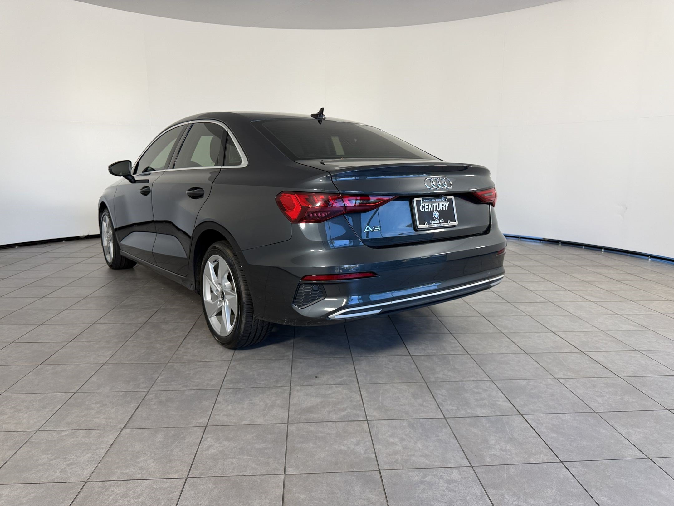 Used 2022 Audi A3 2.0T Premium FWD image 3