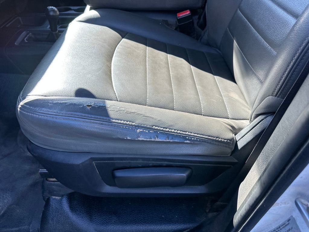 Used 2016 RAM 3500 Tradesman w/ Chrome Appearance Group image 12