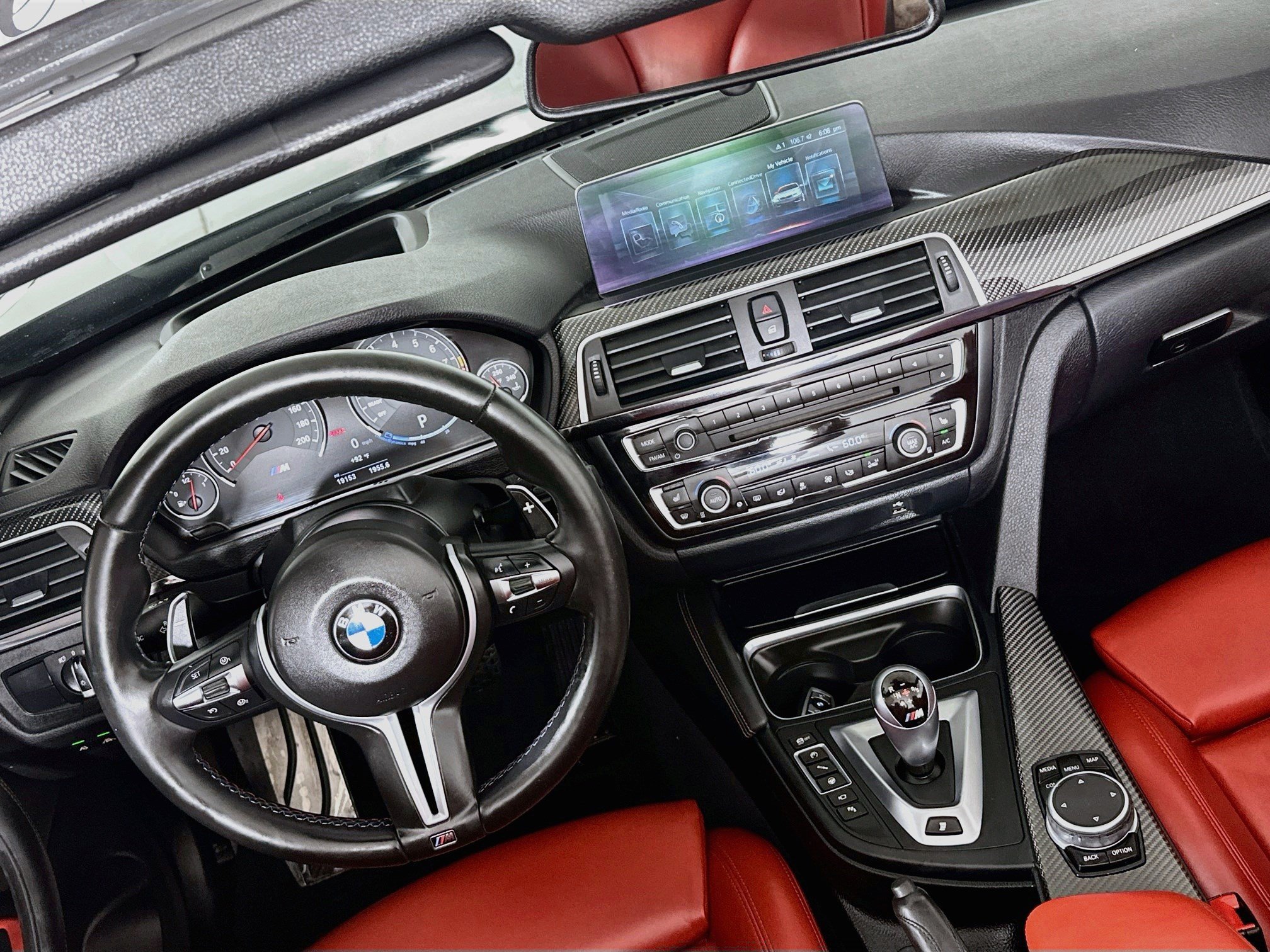 Used 2017 BMW M4 Convertible RWD image 17