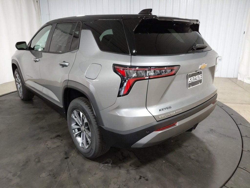 New 2026 Chevrolet Equinox LT w/ Convenience Package II image 6