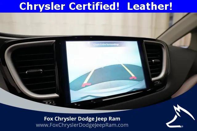 Certified 2024 Chrysler Pacifica Touring-L image 20