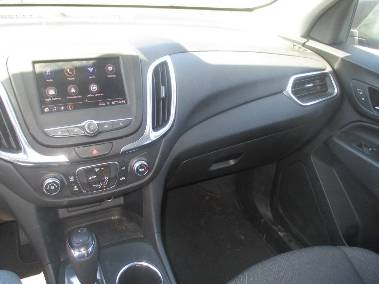 Used 2020 Chevrolet Equinox LT image 18