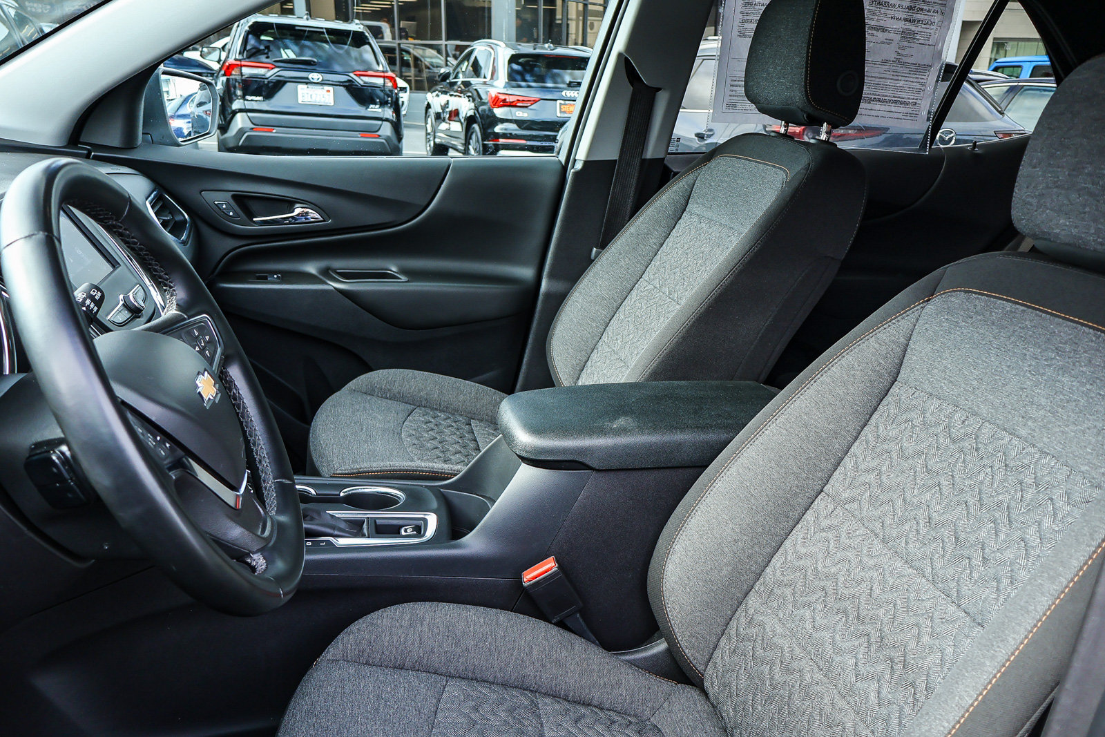 Used 2024 Chevrolet Equinox LT AWD/4WD image 13