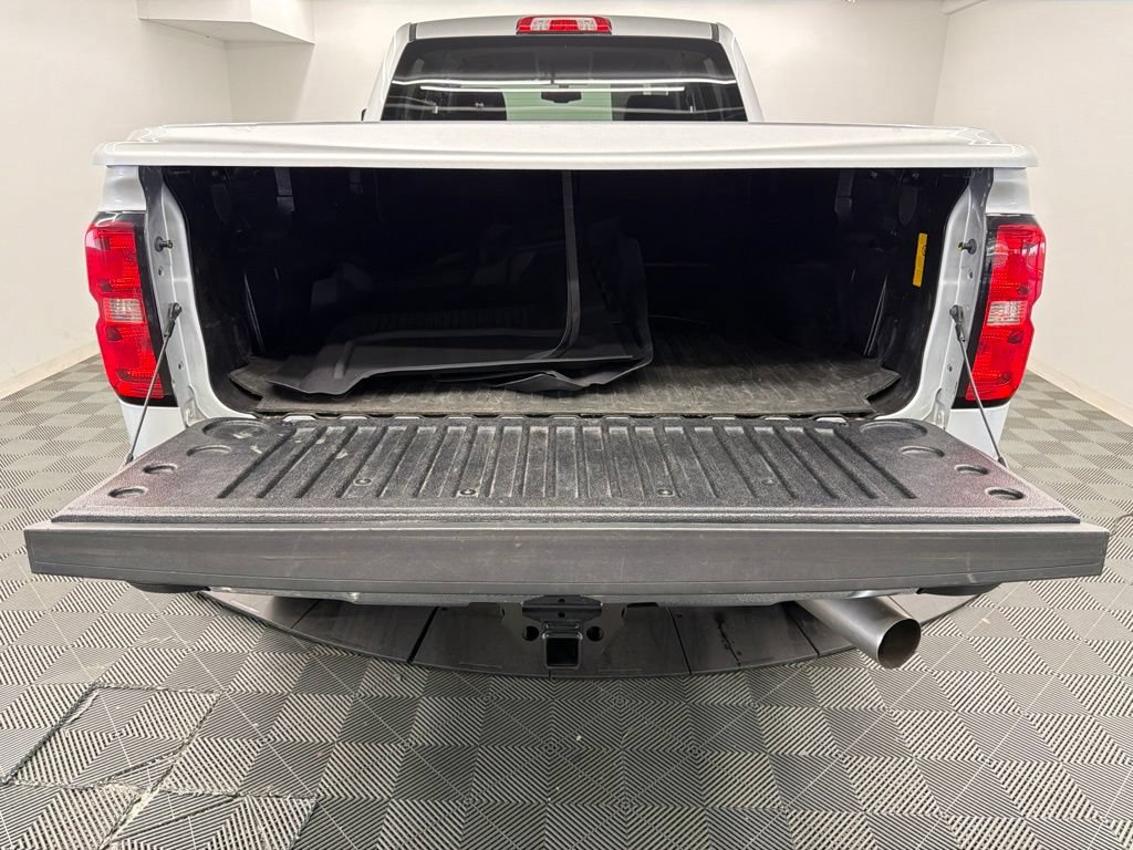 Used 2018 Chevrolet Silverado 2500 LT w/ LT Convenience Package RWD image 15