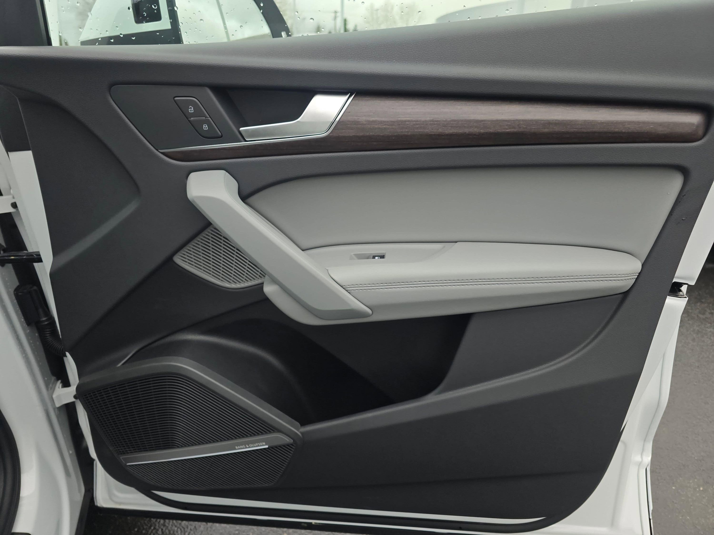 Certified 2025 Audi Q5 2.0T Premium Plus w/ Premium Plus Package image 27