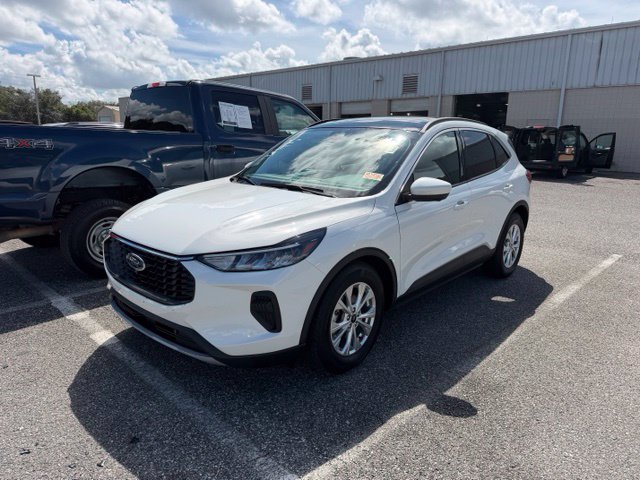 Used 2023 Ford Escape Active w/ Tech Pack #2 FWD image 6