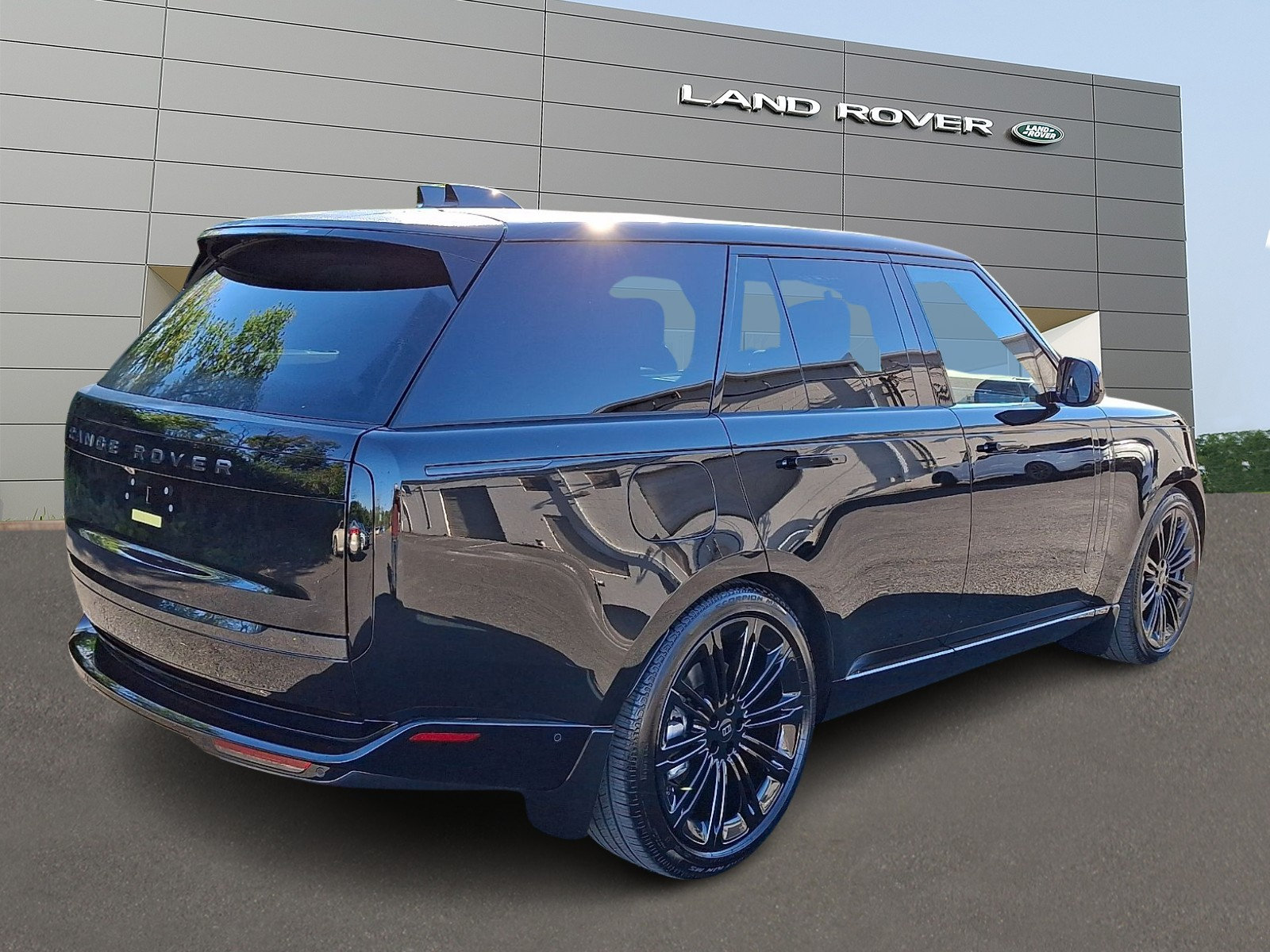 New 2027 Land Rover Range Rover SE AWD/4WD image 2