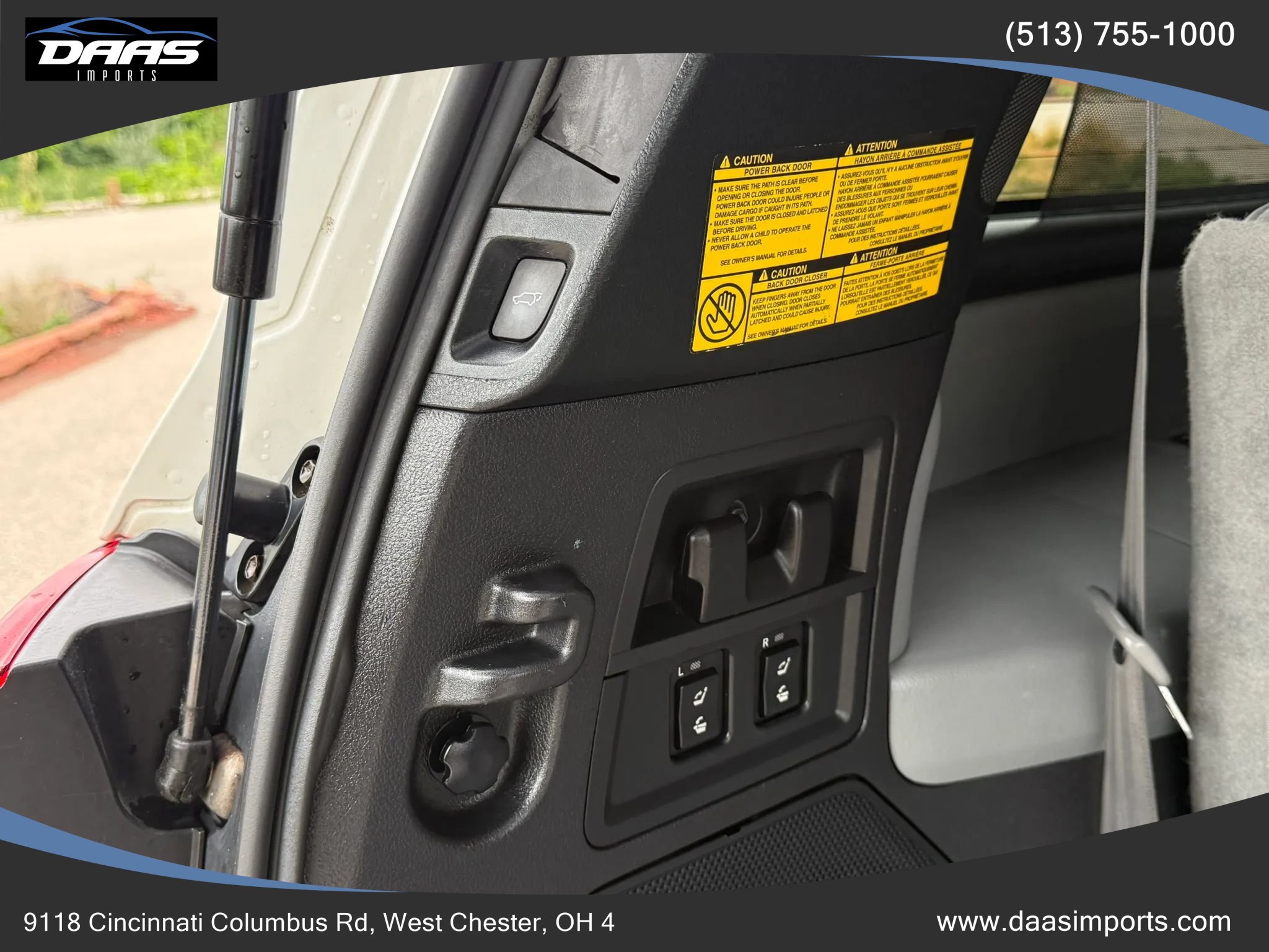 Used 2010 Toyota Sequoia Platinum AWD/4WD image 38