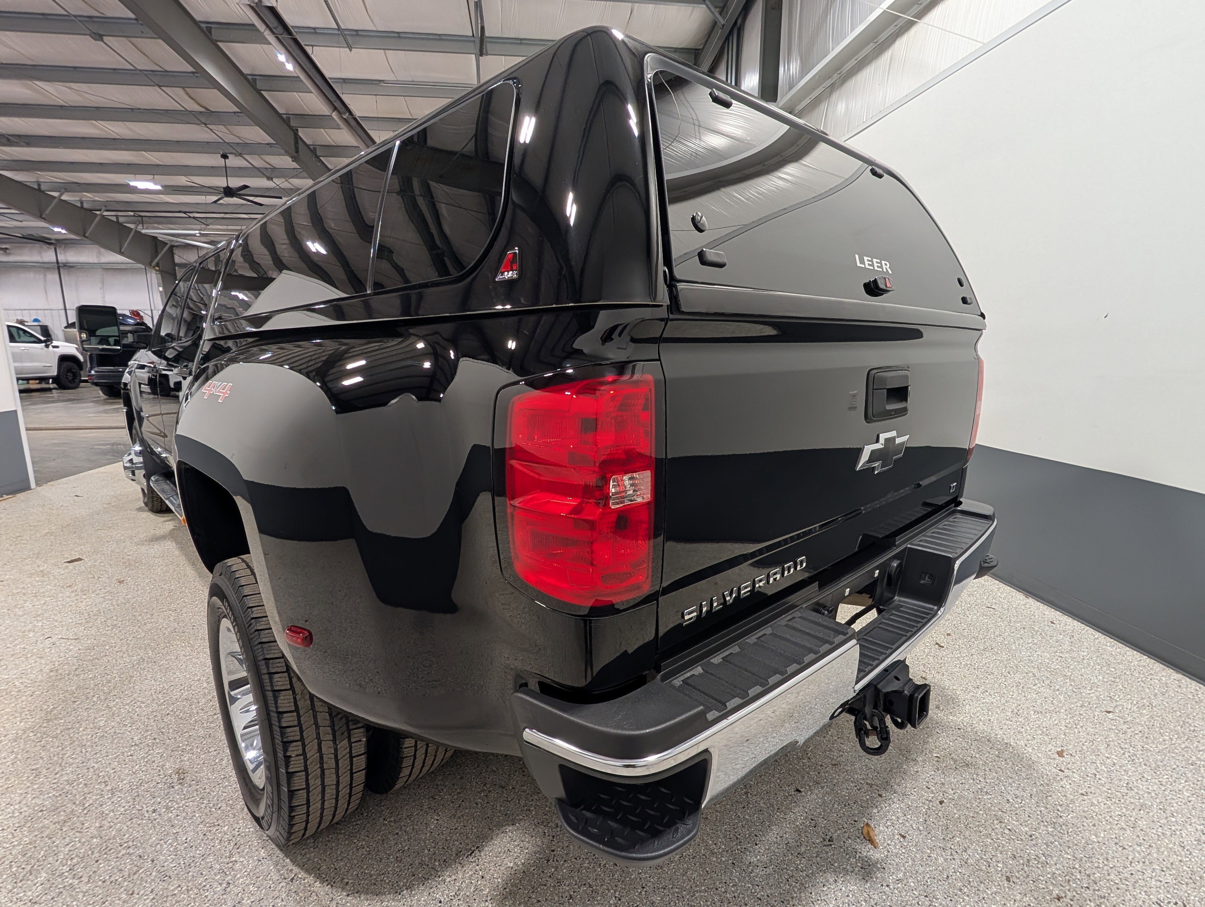 Used 2016 Chevrolet Silverado 3500 LT w/ All-Star Edition AWD/4WD image 4
