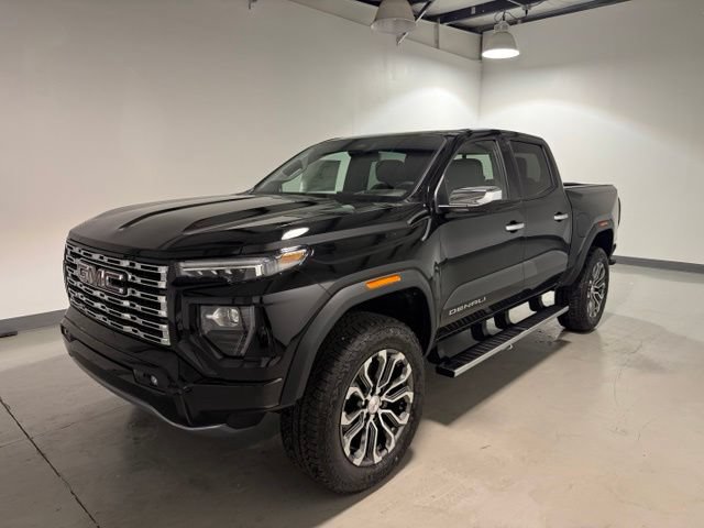 New 2026 GMC Canyon Denali AWD/4WD image 3