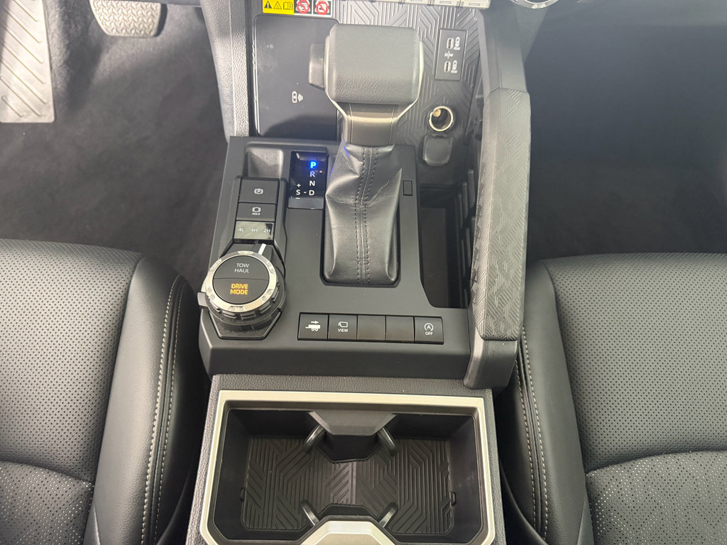 Used 2025 Toyota Tacoma Limited image 22