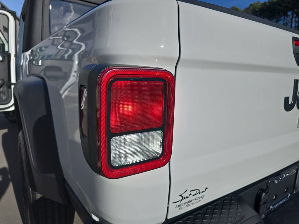 New 2026 Jeep Gladiator Sport image 35