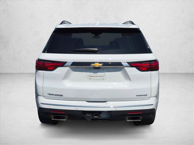 Used 2023 Chevrolet Traverse Premier FWD image 6