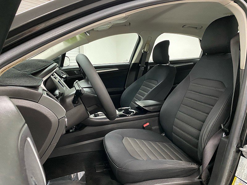 Used 2014 Ford Fusion SE image 10