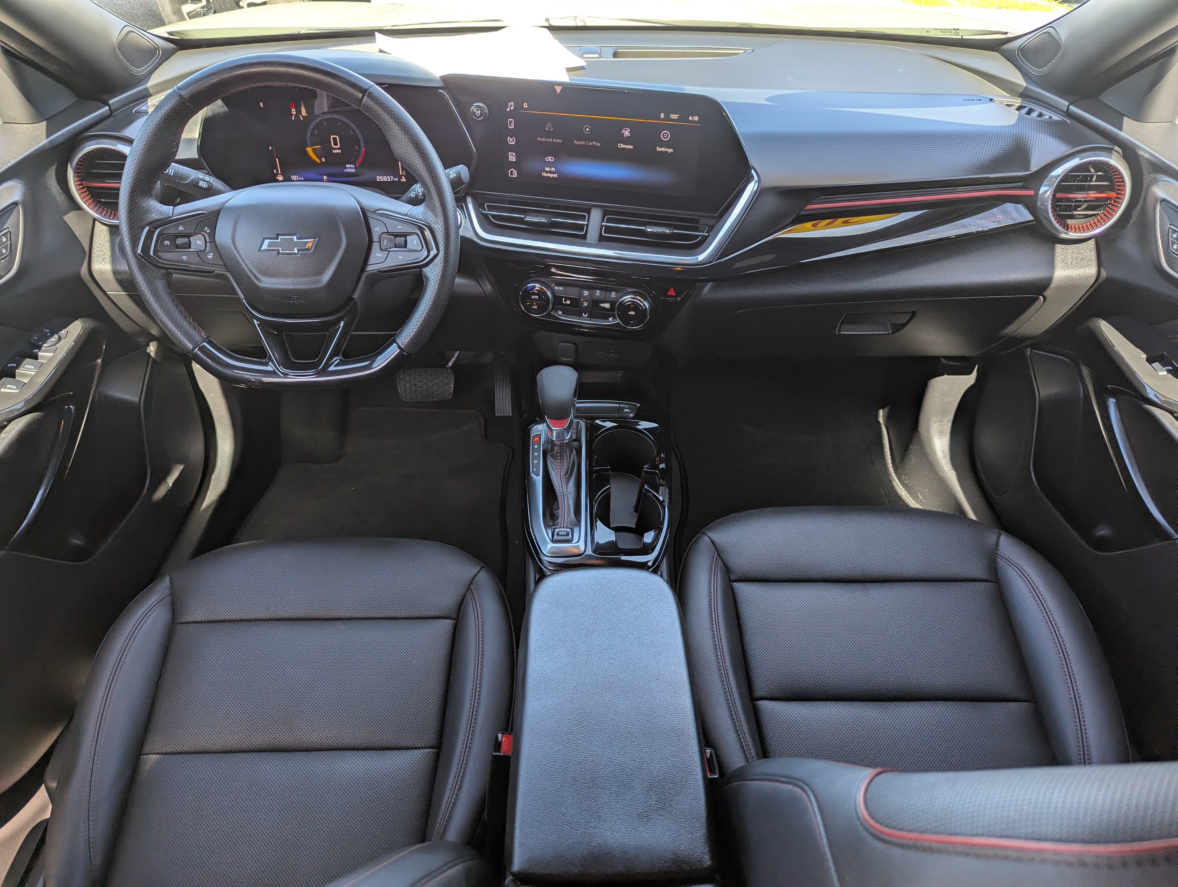 Certified 2024 Chevrolet Trax RS w/ Sunroof Package FWD image 13