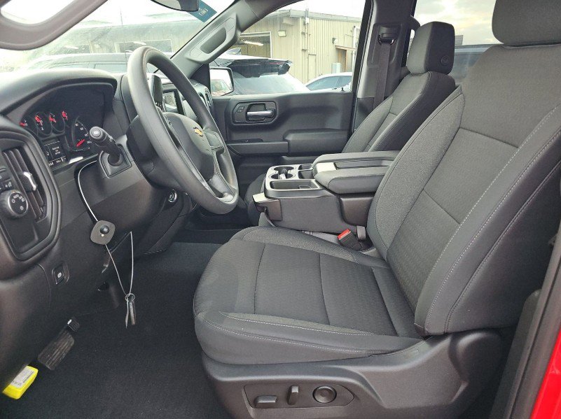 Certified 2025 Chevrolet Silverado 1500 Custom w/ Turbomax Blackout Package RWD image 7