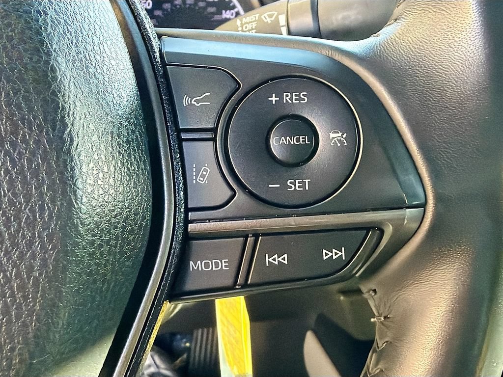 Used 2023 Toyota Camry SE FWD image 33