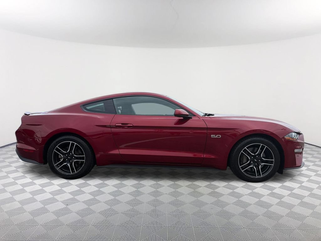 Used 2018 Ford Mustang GT RWD image 4