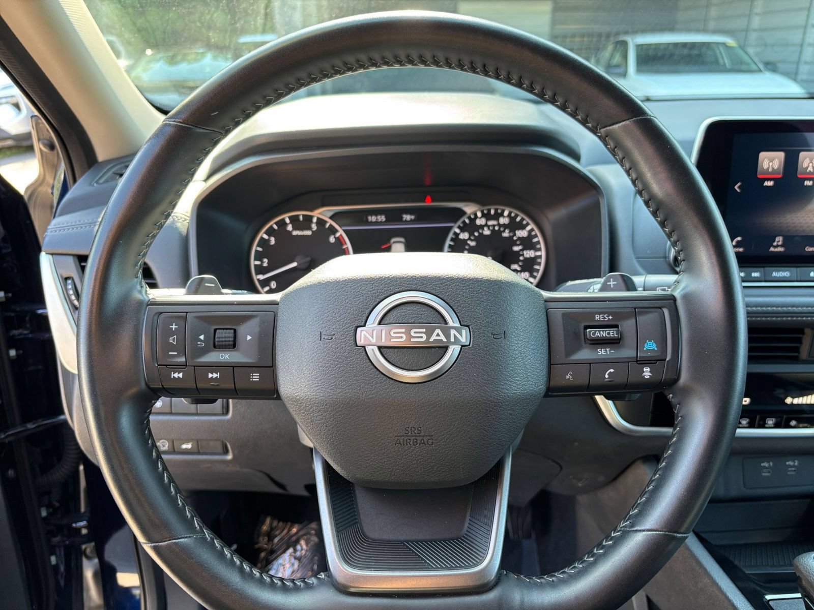 Used 2025 Nissan Rogue SV FWD image 27