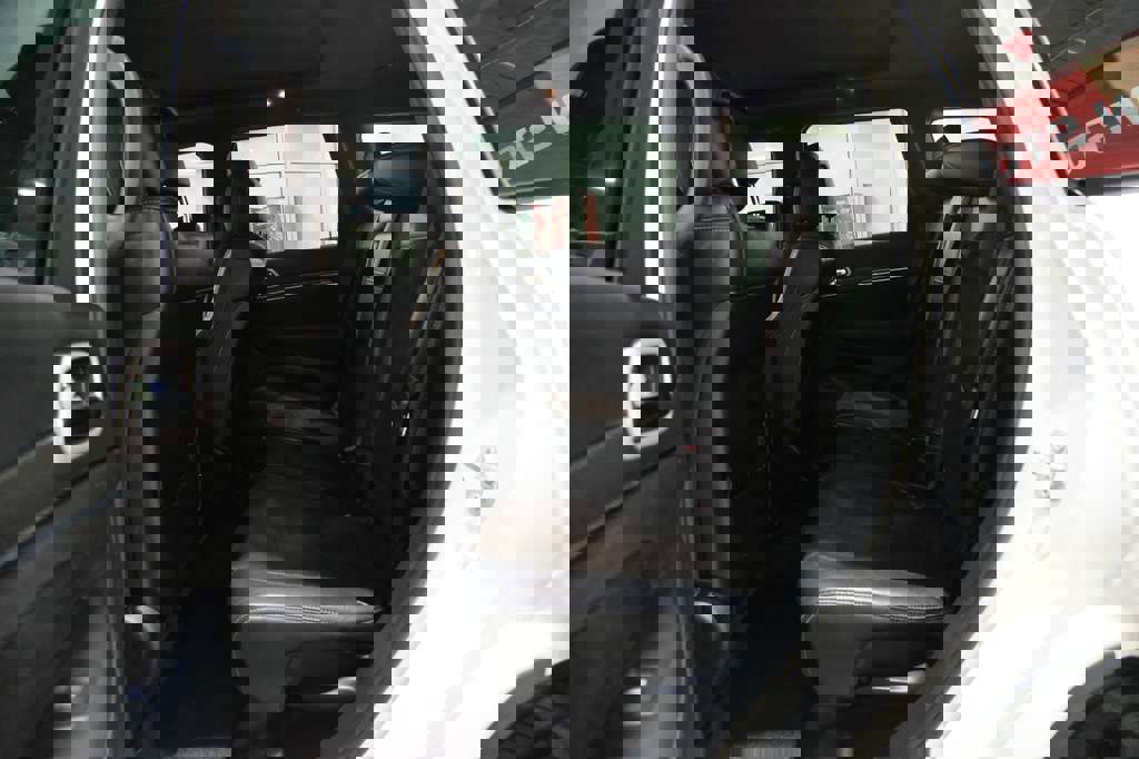 Used 2018 Jeep Grand Cherokee SRT w/ Trailer Tow Group IV image 22