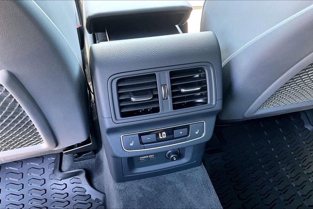 Certified 2024 Audi SQ5 Prestige image 18