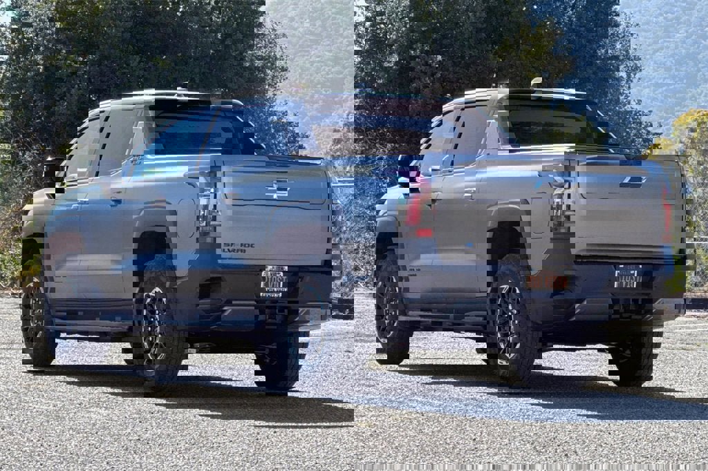 New 2026 Chevrolet Silverado EV Trail Boss image 6