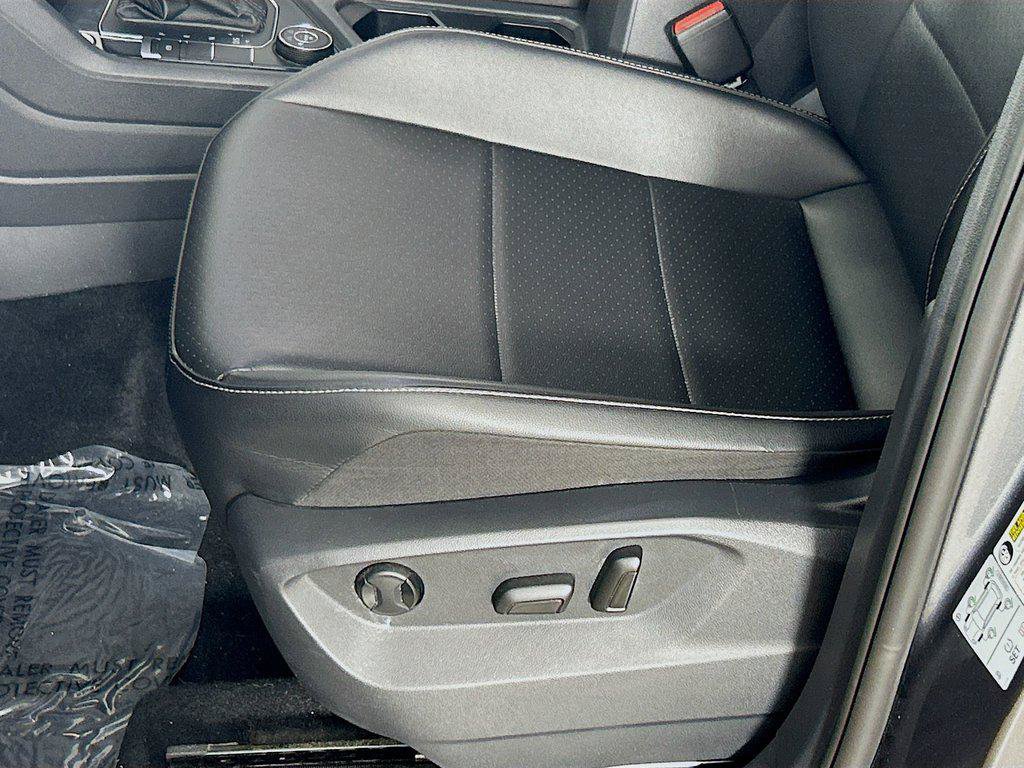 Used 2019 Volkswagen Tiguan SEL AWD/4WD image 18