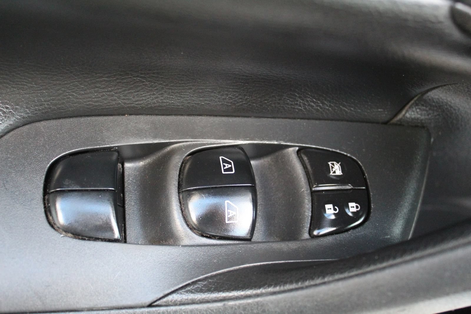 Used 2018 Nissan Altima 2.5 SL FWD image 26