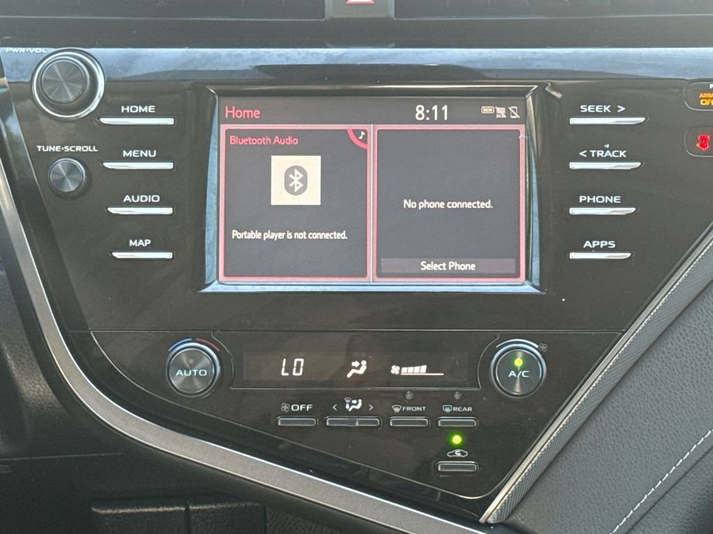 Used 2019 Toyota Camry SE FWD image 12