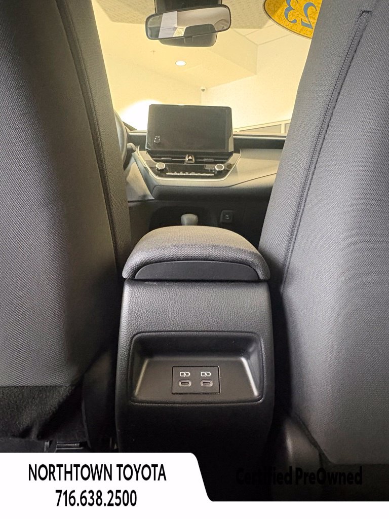 Used 2023 Toyota Corolla LE w/ Carpet Mat Package (TMS) FWD image 18