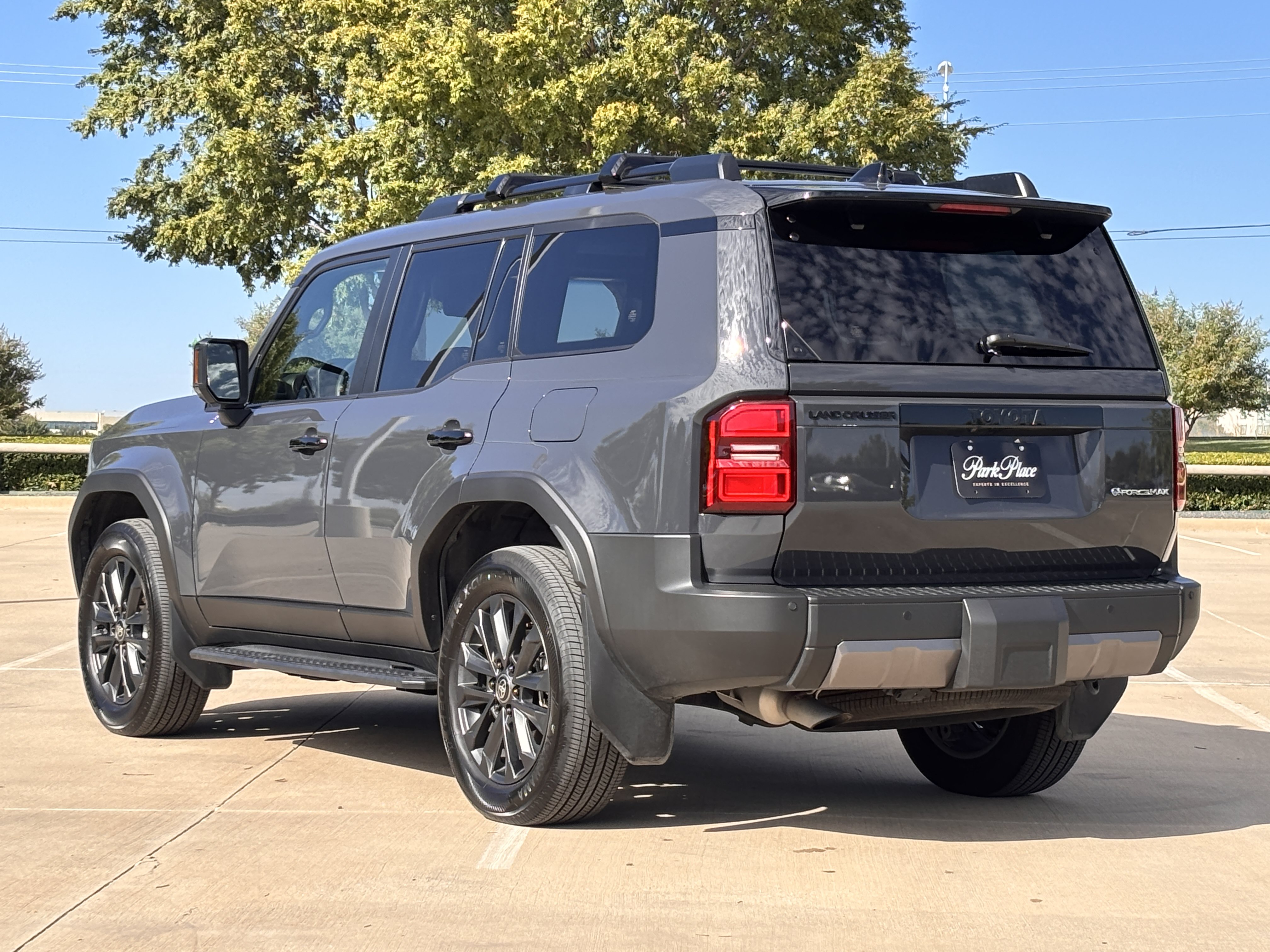 Used 2026 Toyota Land Cruiser w/ Premium Package AWD/4WD image 7