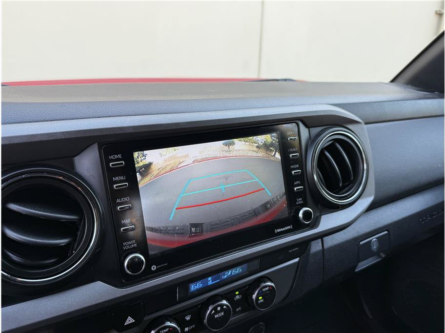Used 2021 Toyota Tacoma TRD Off-Road AWD/4WD image 17