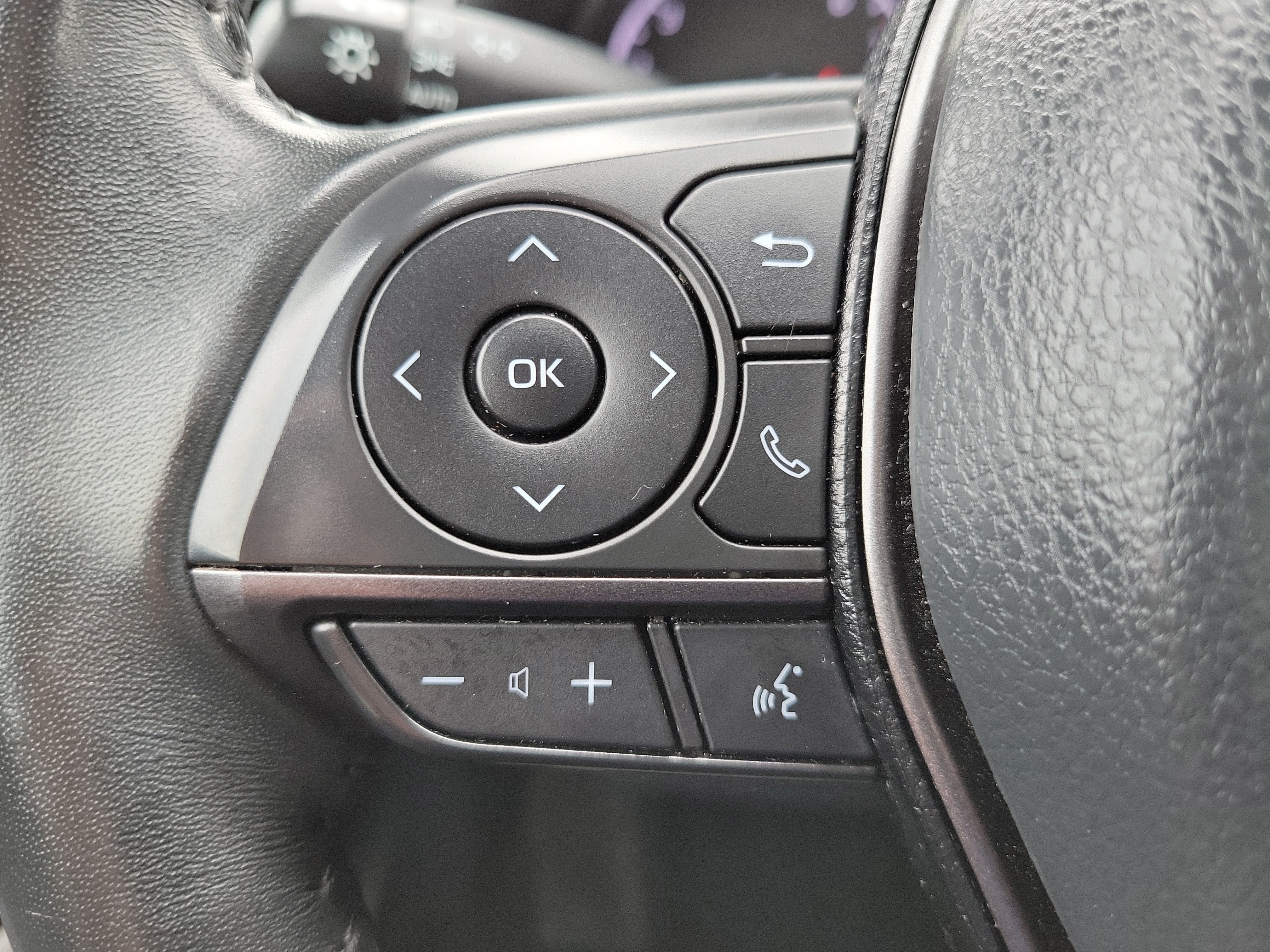 Certified 2024 Toyota Camry SE FWD image 23