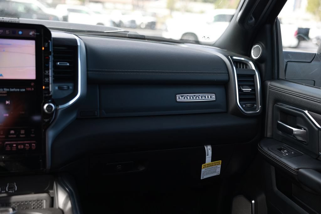New 2026 RAM 3500 Laramie AWD/4WD image 27