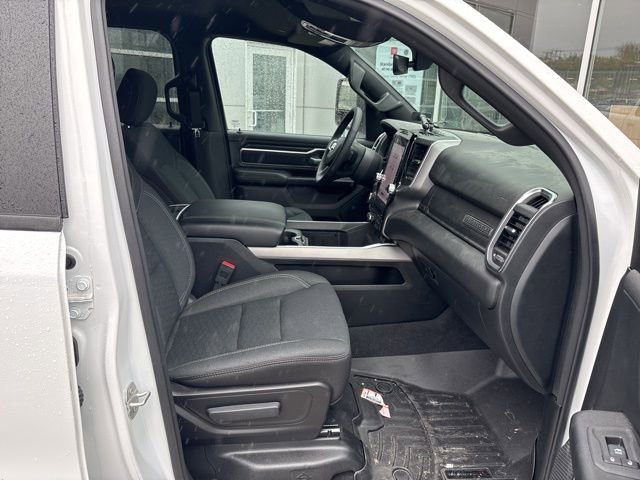Used 2025 RAM 1500 Big Horn AWD/4WD image 39
