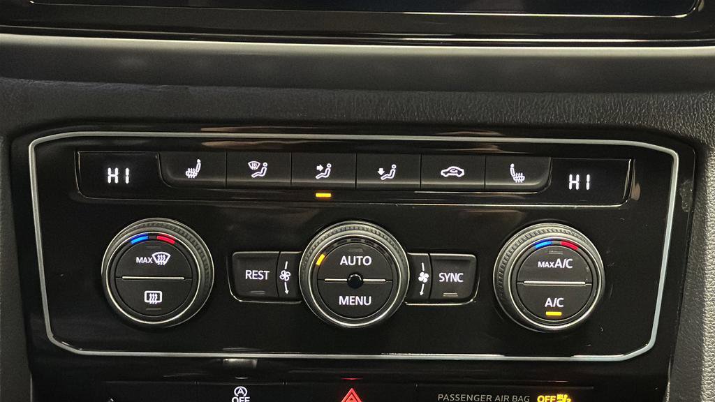 Used 2023 Volkswagen Atlas SEL image 19