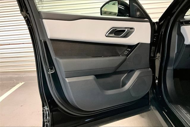 Certified 2026 Land Rover Range Rover Velar Dynamic SE AWD/4WD image 26