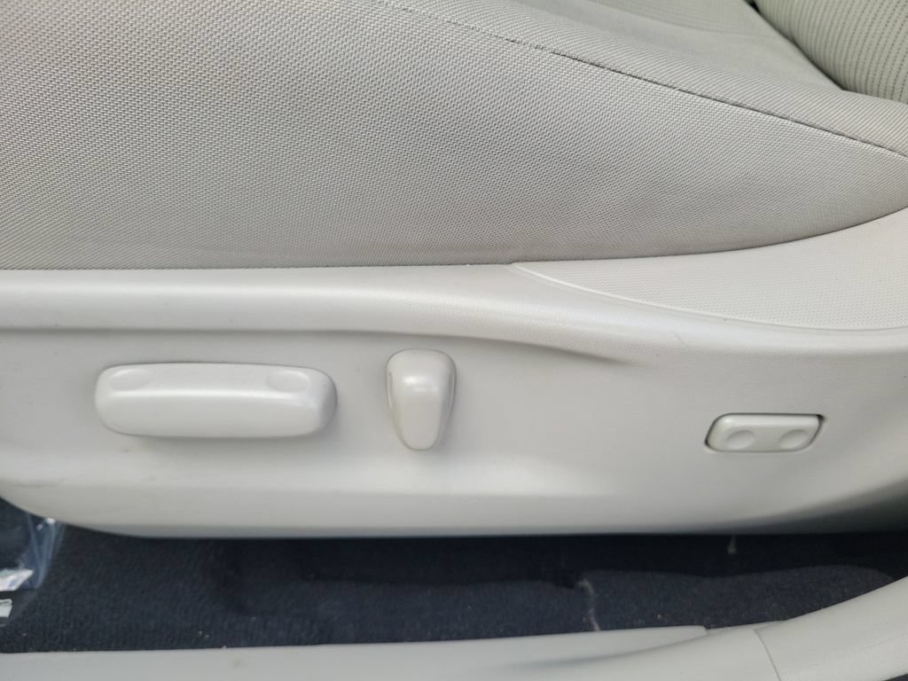 Used 2012 Toyota Venza LE w/ Protection Pkg FWD image 20