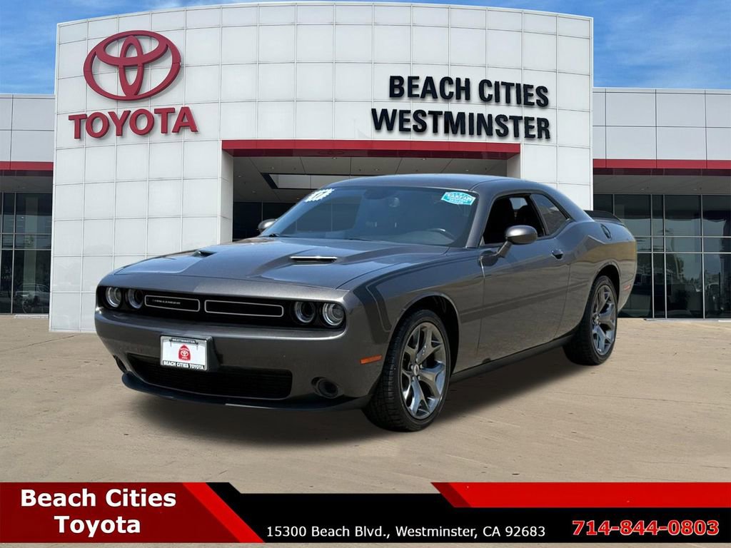 Used 2017 Dodge Challenger SXT w/ Cold Weather Group RWD image 6