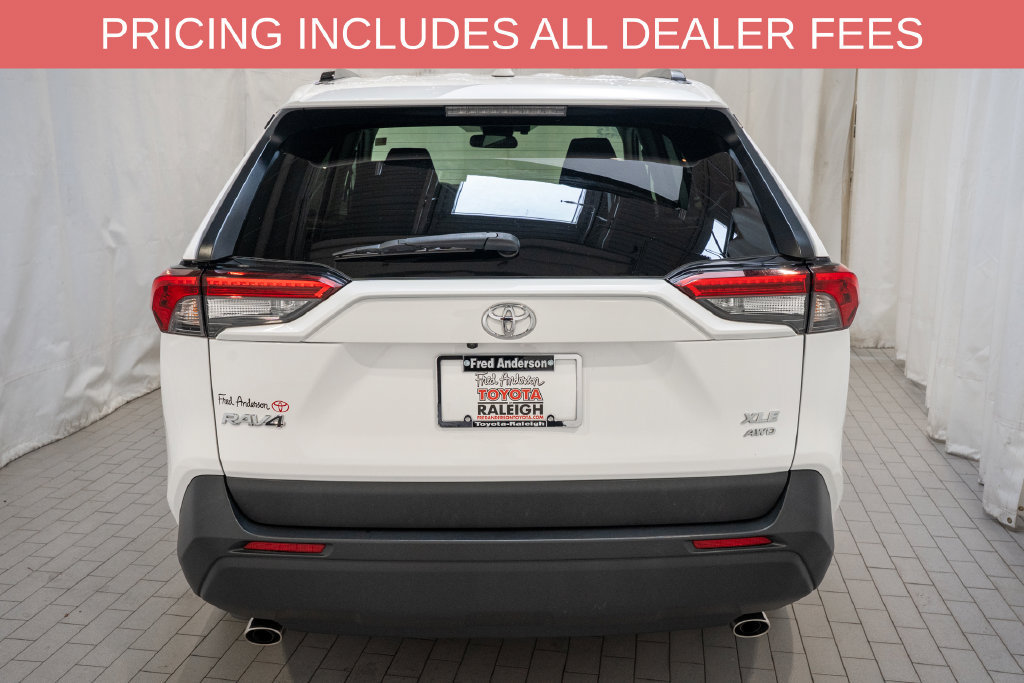 Used 2025 Toyota RAV4 XLE w/ Weather Package AWD/4WD image 4