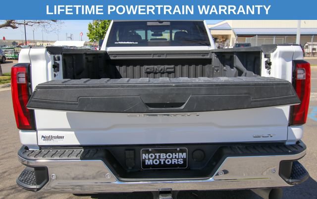 Used 2025 GMC Sierra 3500 SLT w/ SLT Premium Package AWD/4WD image 16