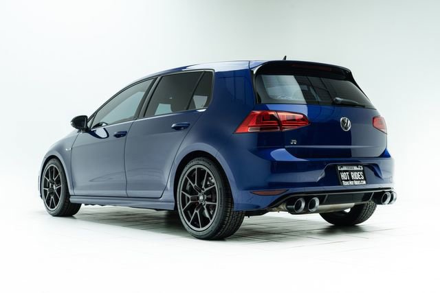 Used 2017 Volkswagen Golf 4-Door image 18