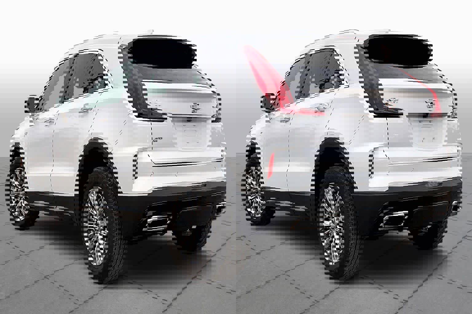 Used 2024 Cadillac XT4 Premium Luxury w/ Technology Package image 11