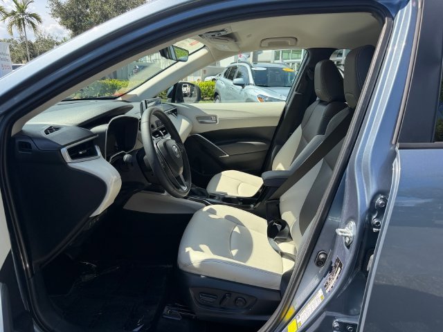Certified 2023 Toyota Corolla Cross XLE FWD image 10