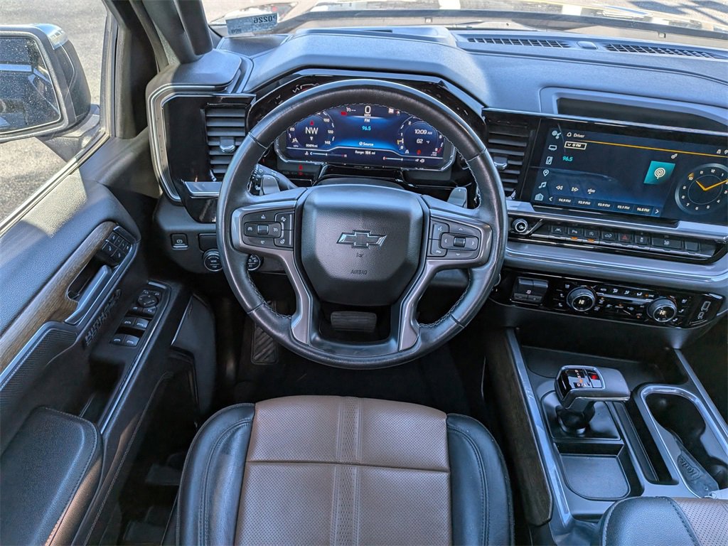 Used 2023 Chevrolet Silverado 1500 High Country image 15